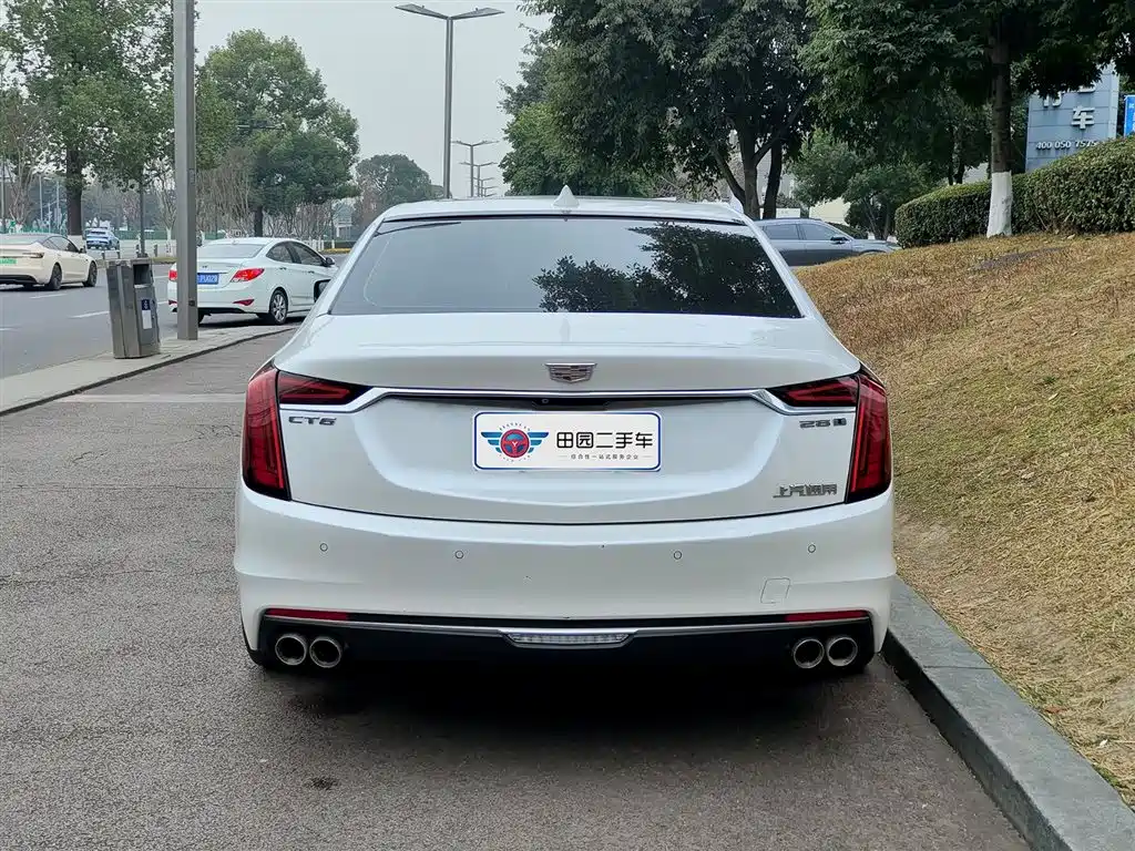 Cadillac CT6 28 T Luxury
