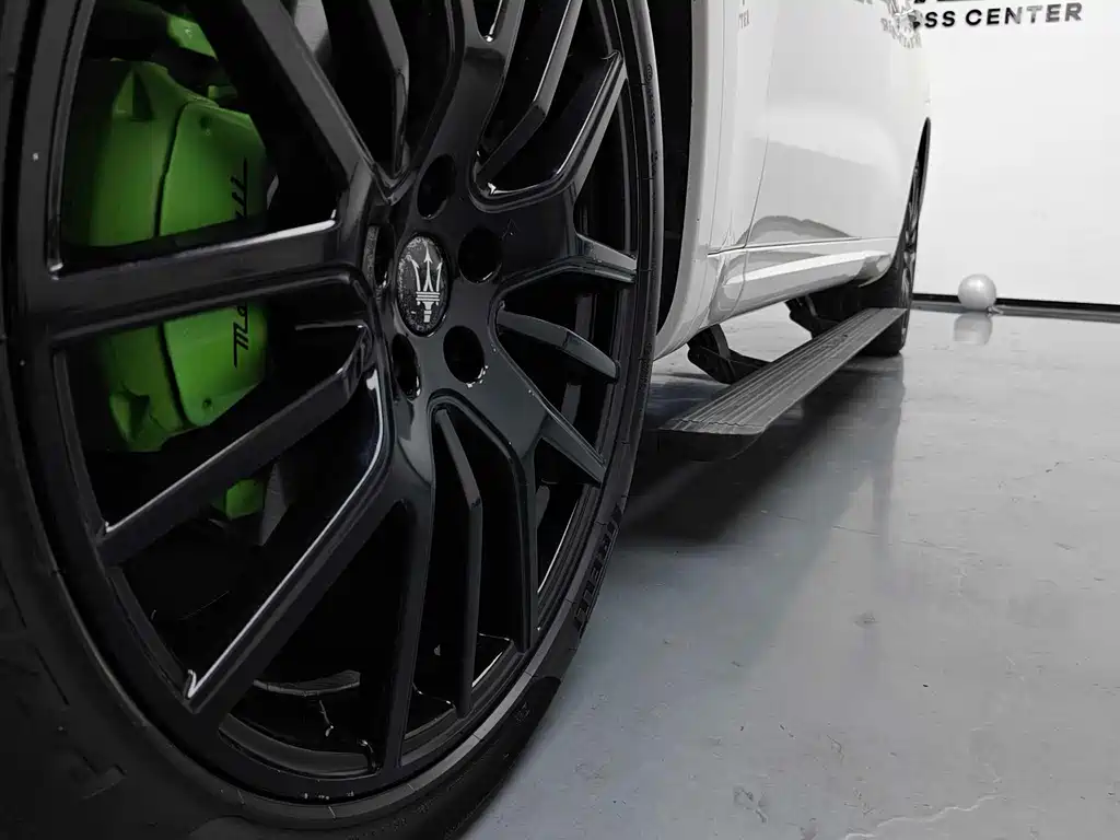 Levante 3.0 T Standard