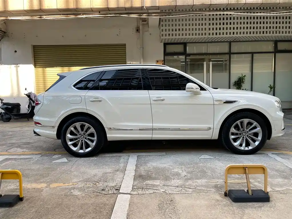 Bentayga 4.0 T V8