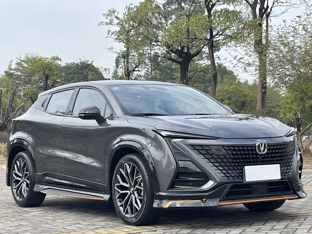 Changan UNI-T 1.5 T Sport Distinguished