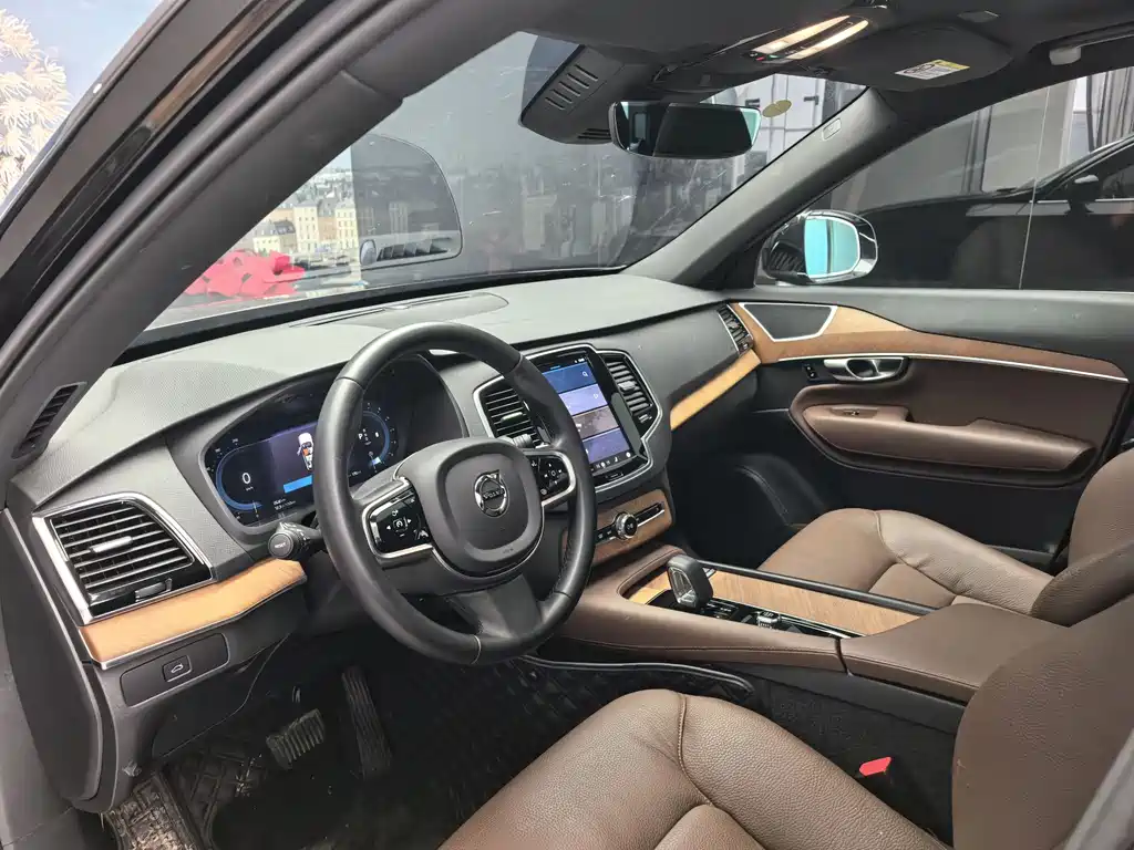 Volvo XC90 B6 Smart Ease Luxury 7-seat