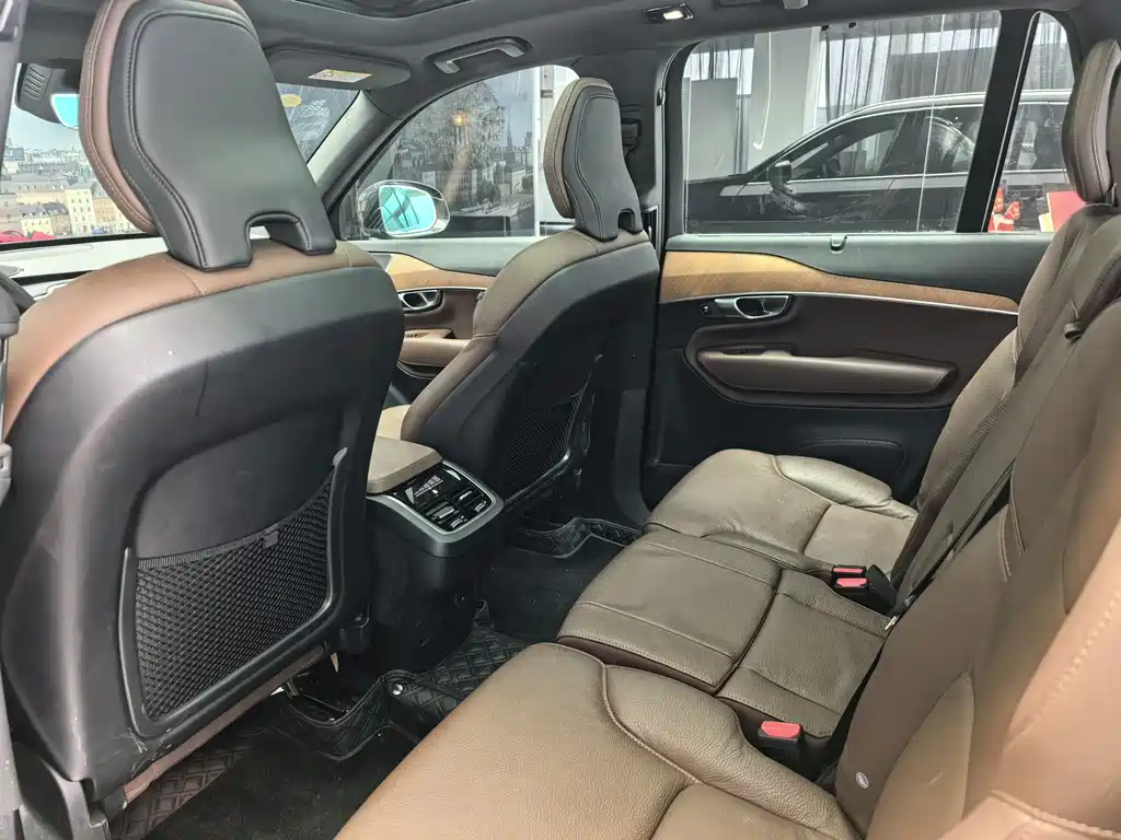 Volvo XC90 B6 Smart Ease Luxury 7-seat