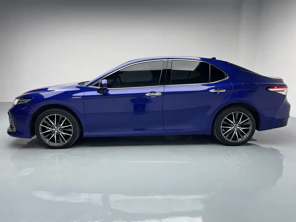Camry Dual Engine 2.5 HG Luxury