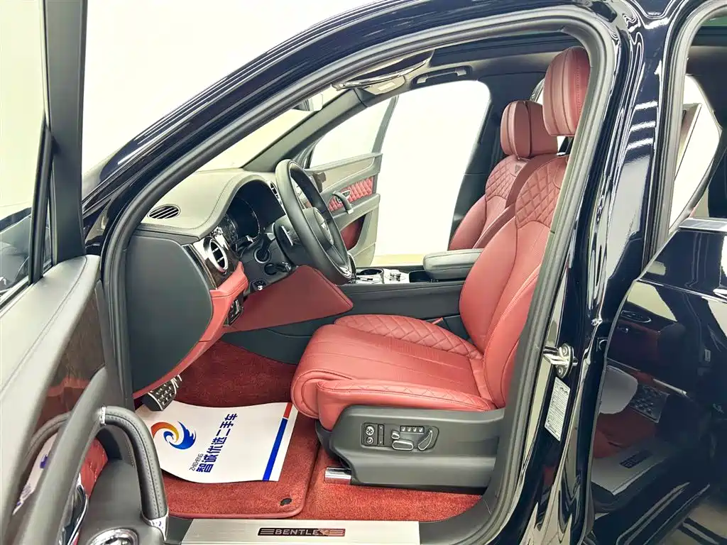Bentayga 6.0 T Standard