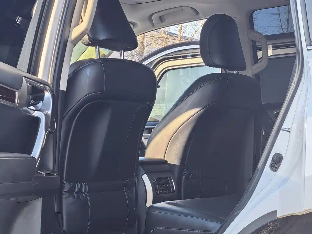 Lexus GX 400 Distinguished