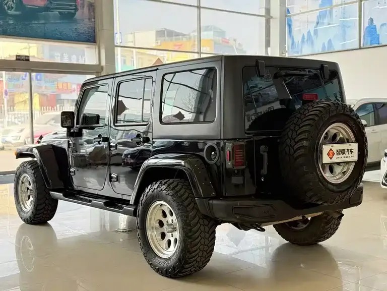 Jeep Wrangler 3.0 L Sahara 4-door