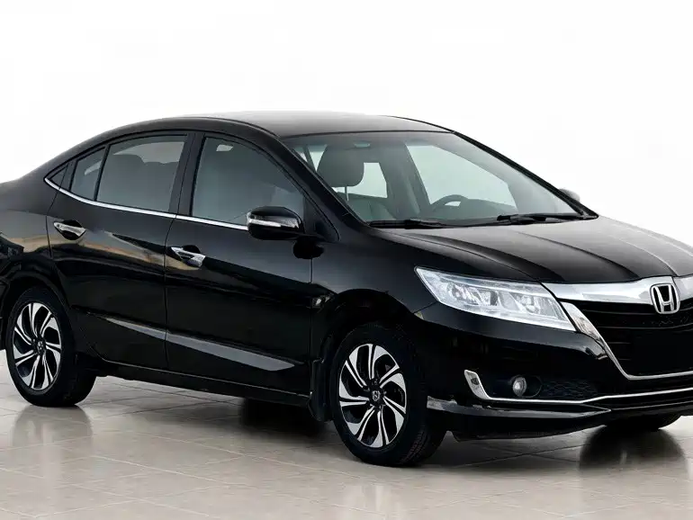 Crider 1.8 L CVT Luxury