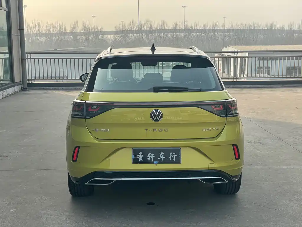 T-ROC 300 TSI DSG 2 WD Starlight