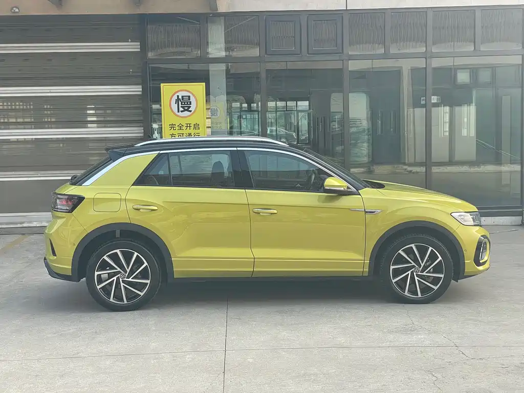 T-ROC 300 TSI DSG 2 WD Starlight