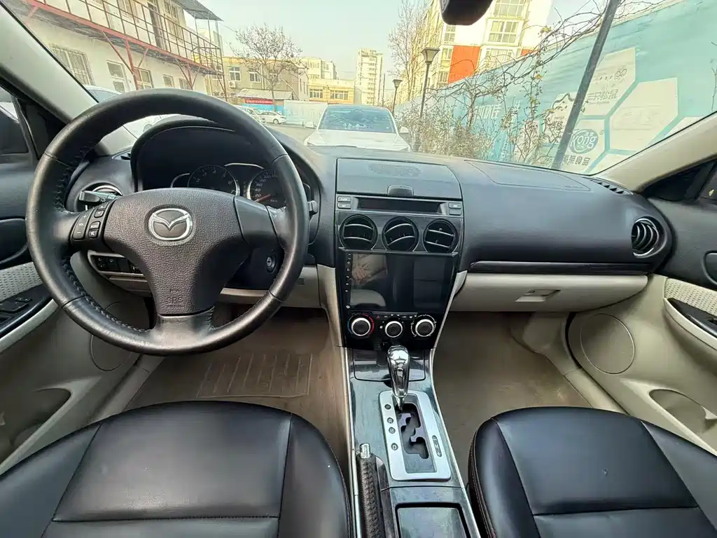 Mazda 6 2.0 L Auto Super Luxury