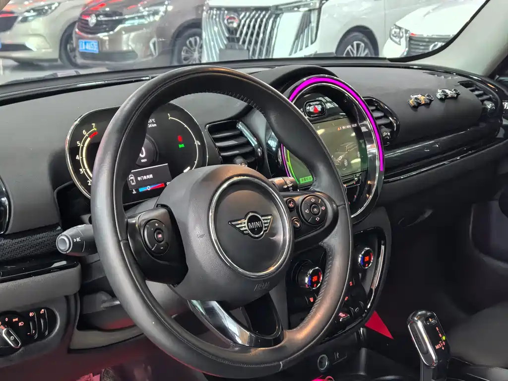 MINI CLUBMAN 1.5 T COOPER
