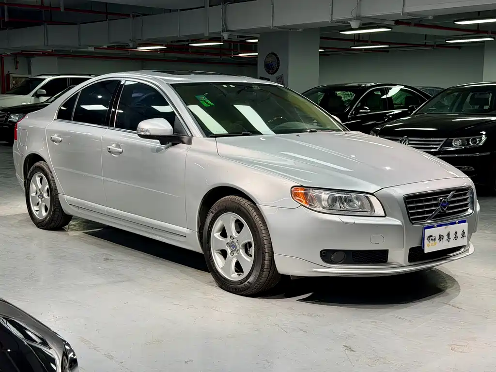 Volvo S80 L 2.5 T Smart Supreme