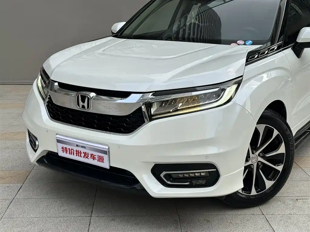 Avancier 240 TURBO 2 WD Premium