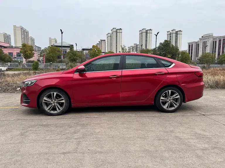 Geely Binrui 200 T DCT Colorful