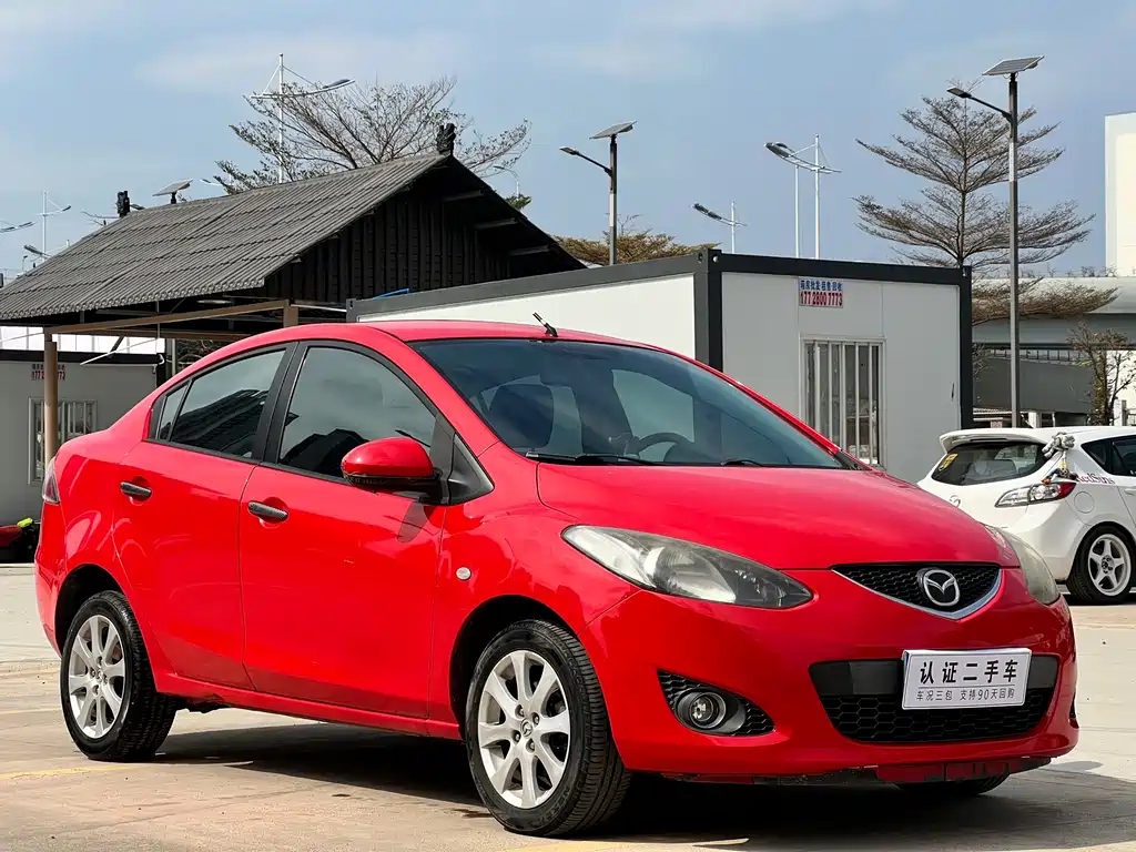 Mazda 2 Jinxiang Dynamic Shine 1.5 L Auto Fashion