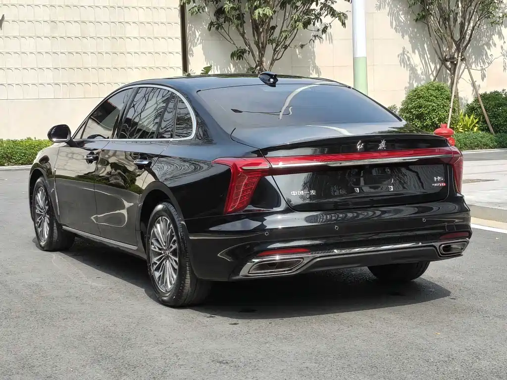 Hongqi H5 2.0 T Auto Flagship Enjoyment
