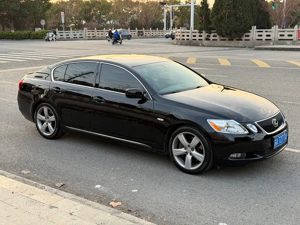 Lexus GS 430