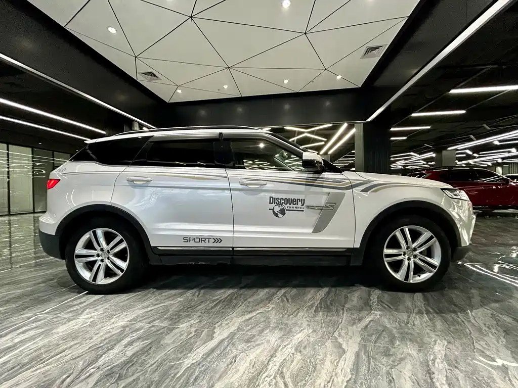 Zotye T700 众泰T700 2017款 1.8 T 手动尊享型