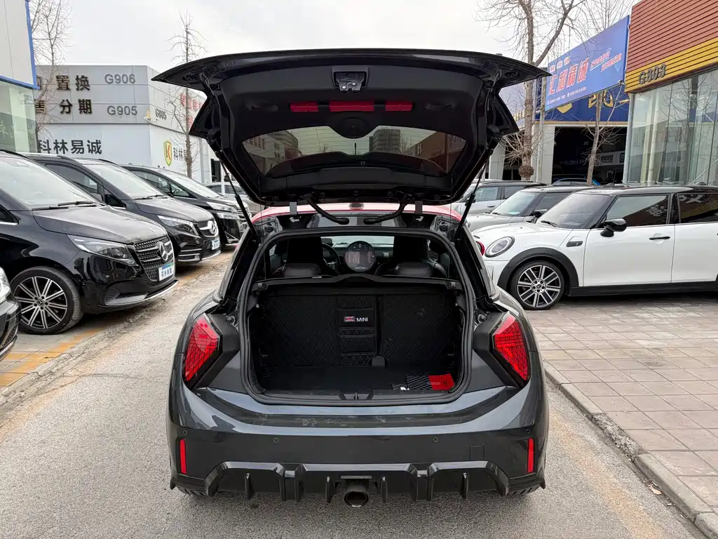 MINI JCW JOHN COOPER WORKS