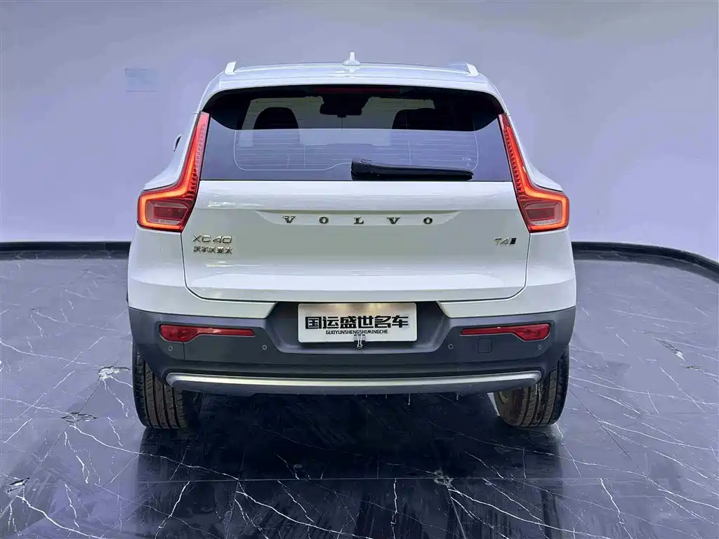 Volvo XC40 T4 4 WD Smart Travel Fashion