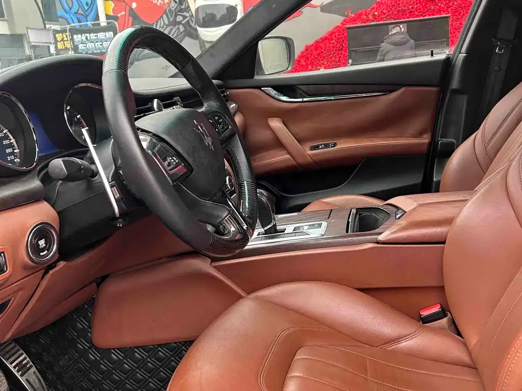 Quattroporte 3.0 T Standard