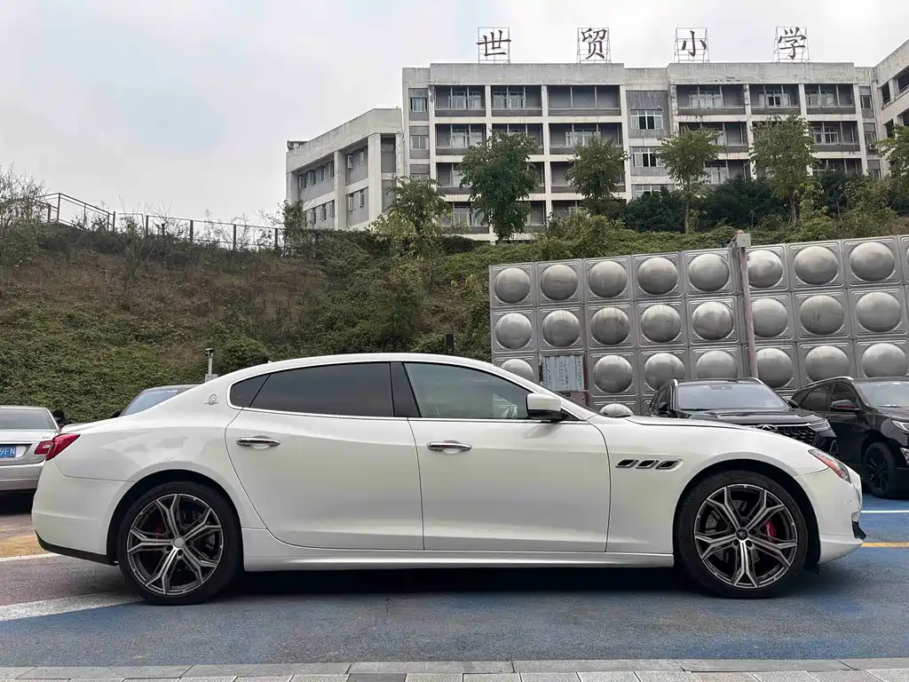 Quattroporte 3.0 T Standard