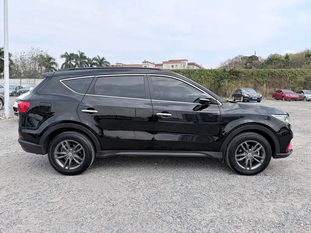 Fengguang 580 Facelift ☆ Star 1.5 TGDI Auto Distinguished