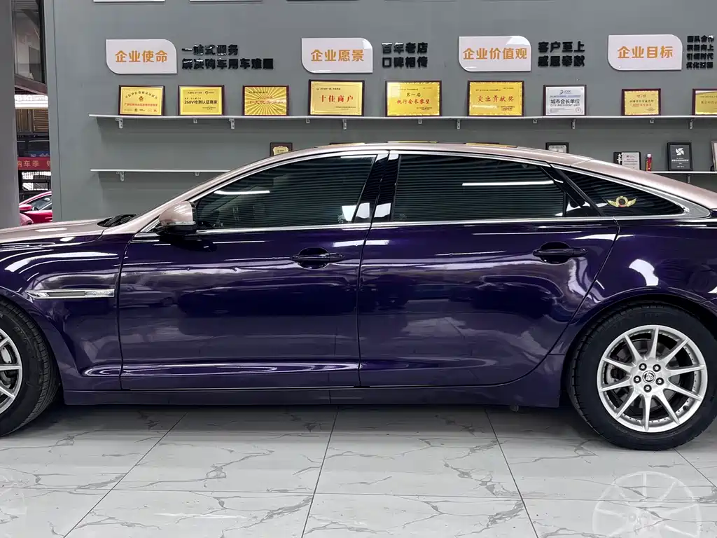 Jaguar XJ XJL 3.0 Panoramic Business