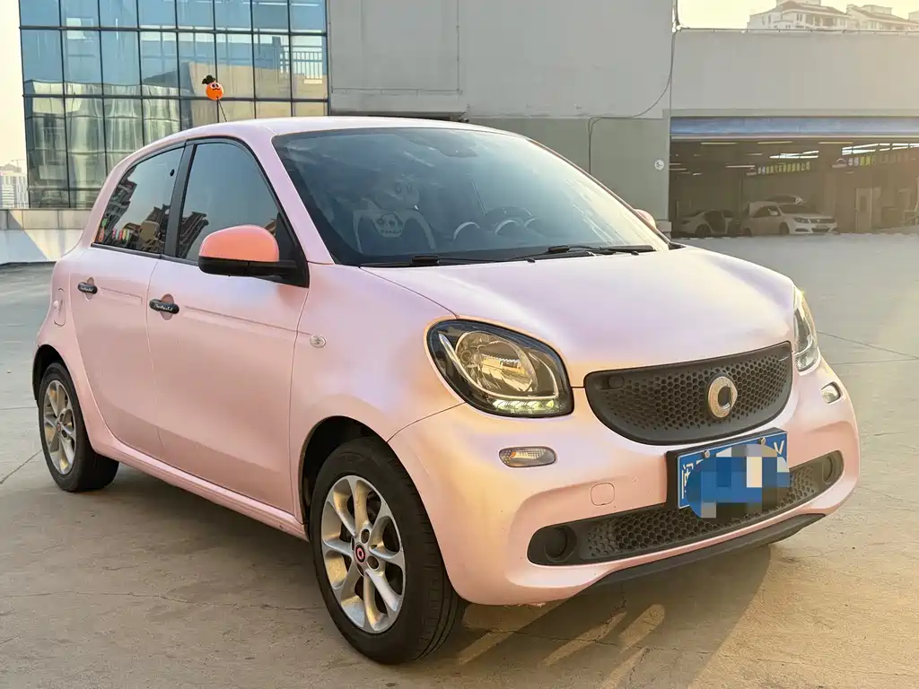 smart forfour 1.0 L 52 kW Agile