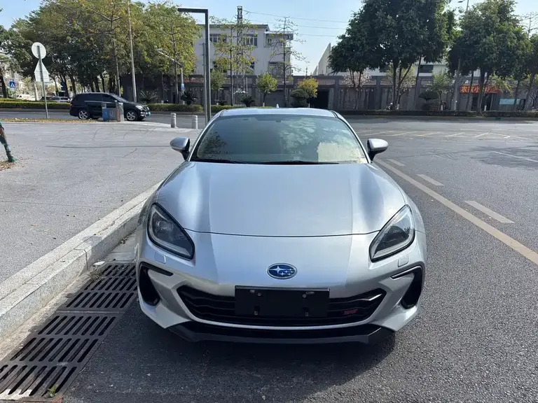 Subaru BRZ 2.4 L Manual