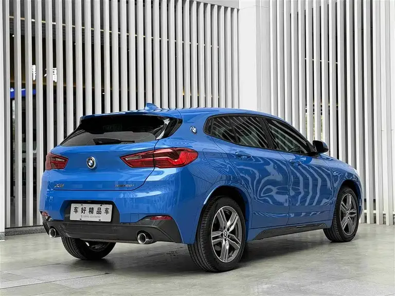 BMW X2 sDrive25 i Leading M Sport Package