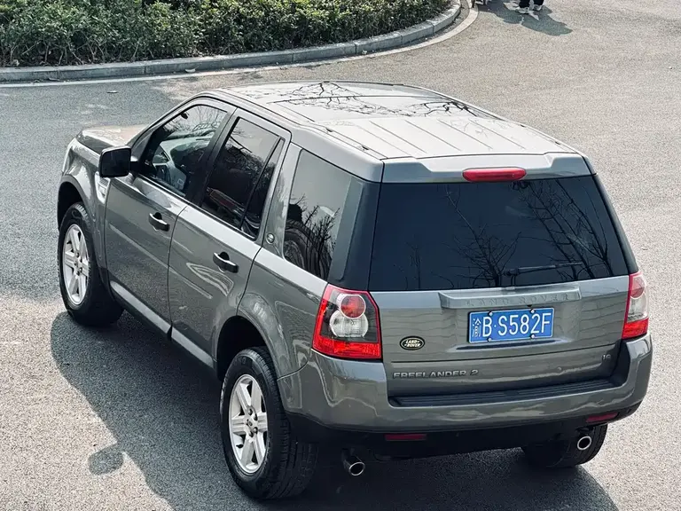 Land Rover Freelander 2 3.2 i6 Auto HSE Gasoline