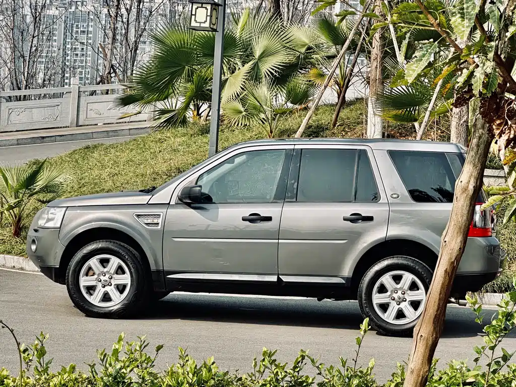 Freelander 2 3.2 i6 Auto HSE Gasoline