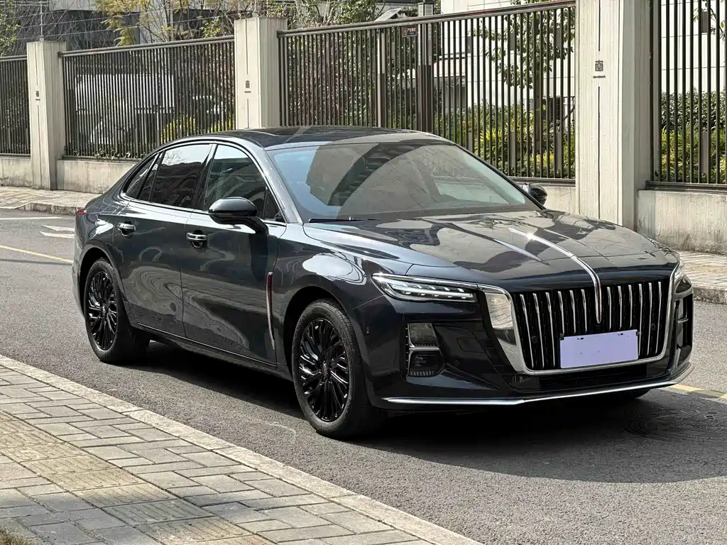 Hongqi H5 2.0 T Auto Connected Flagship Leading