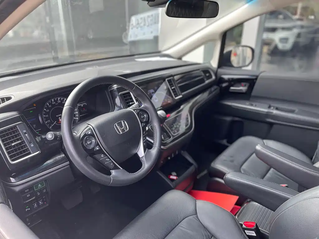 Elysion 2.0 L Hybrid Luxury
