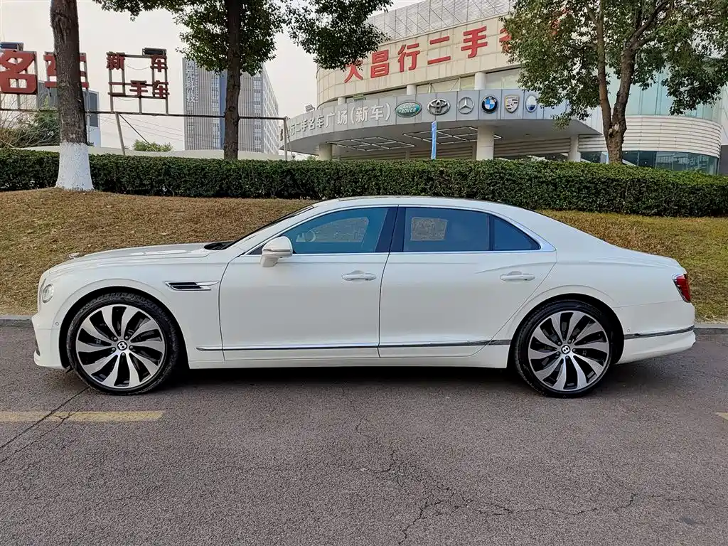 Flying Spur 4.0 T V8 Standard