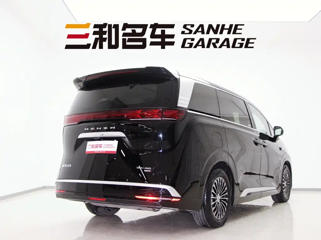 Denza D9 DM-i Smart Drive 1020 4 WD Flagship