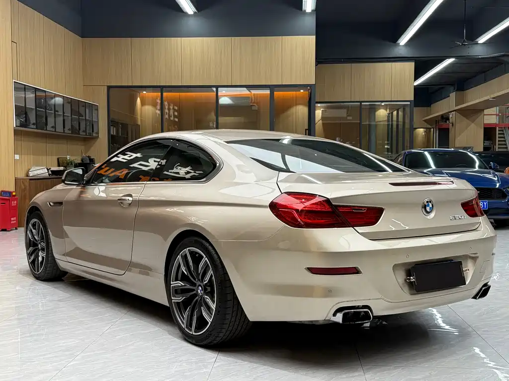 BMW 6 Series 650 i 2-door Coupe