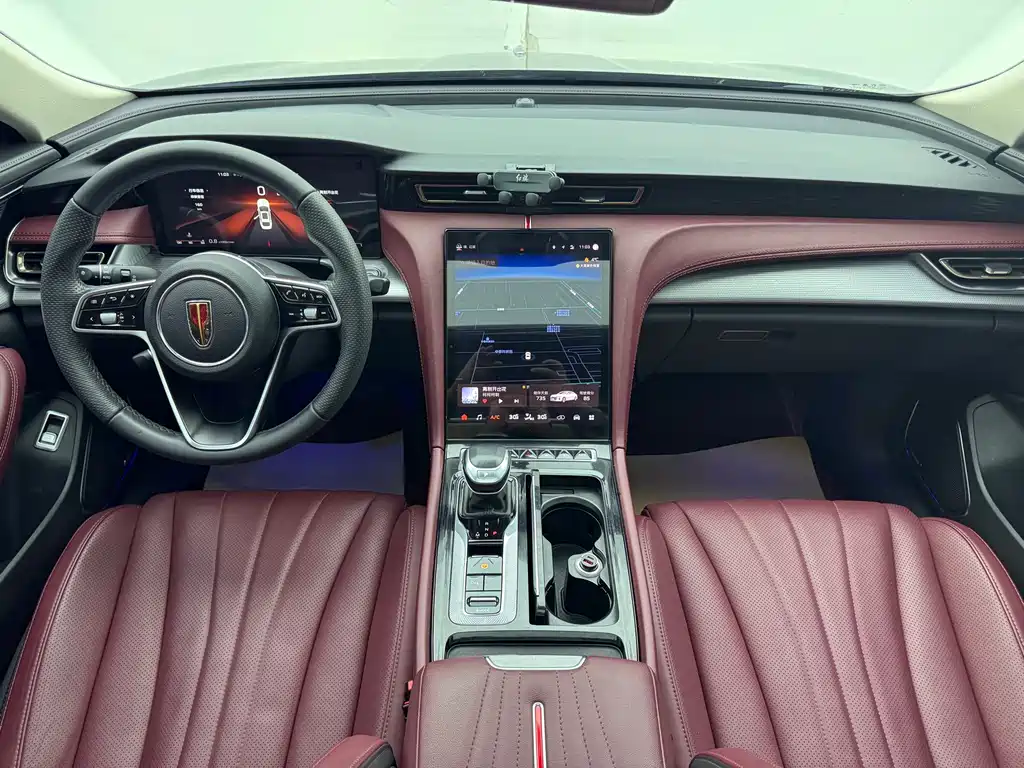 Hongqi H5 2.0 T Auto Connected Flagship Enjoyment