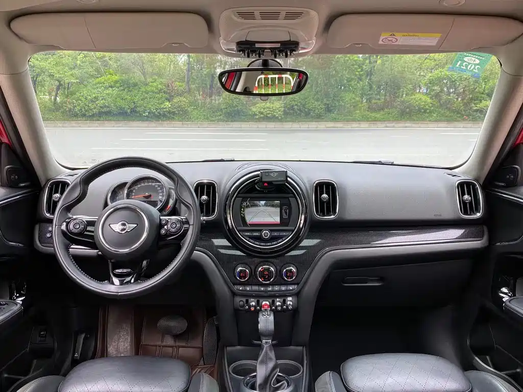 MINI COUNTRYMAN 2.0 T COOPER S ALL4 Traveller