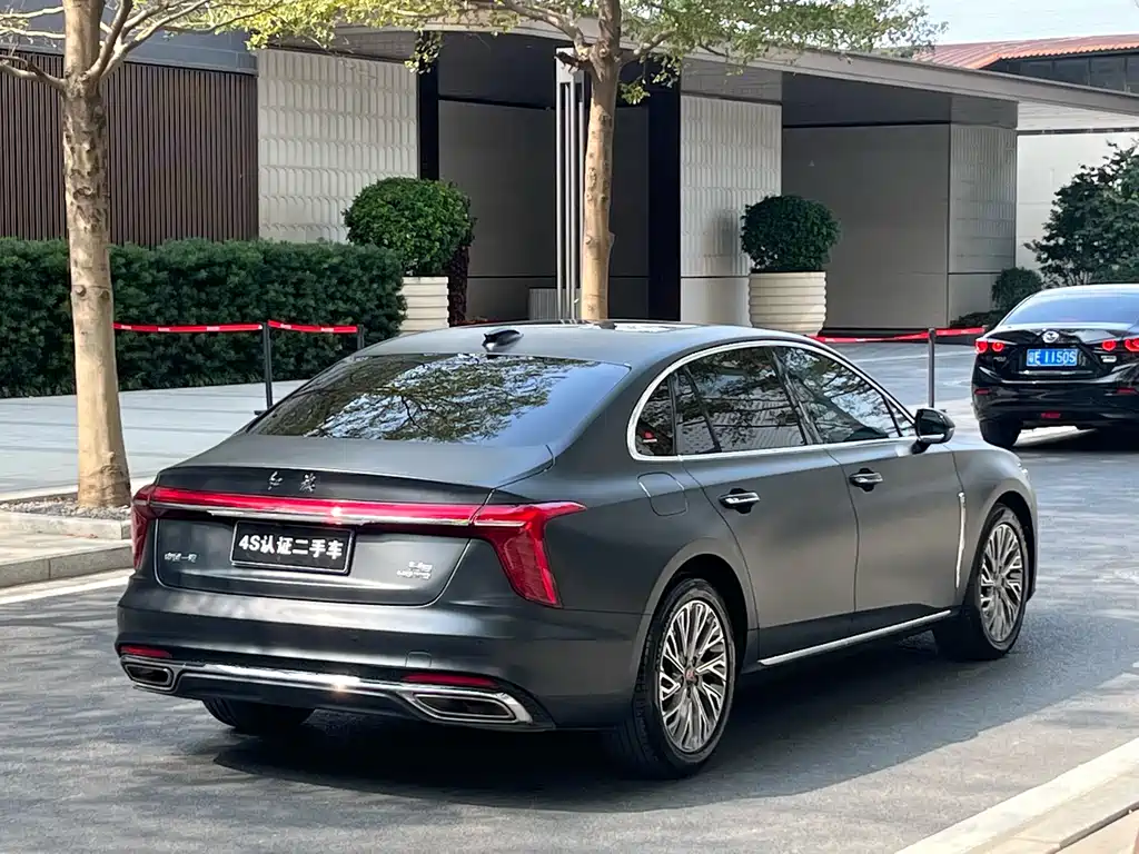 Hongqi H5 2.0 T Auto Connected Flagship Leading