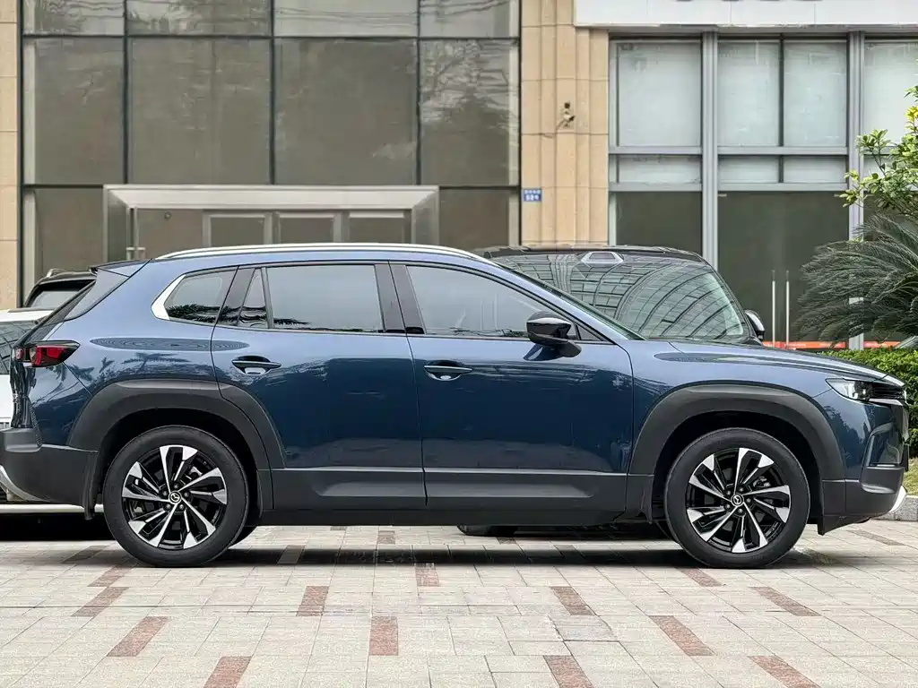 Mazda CX-50 2.5 L Smart Travel