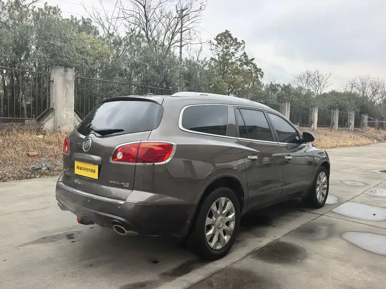 Buick Enclave 3.6 L 4 WD Flagship