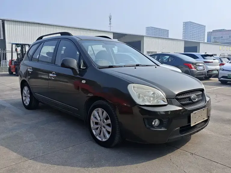 Kia Carens 佳乐 2007款 2.0 L 7座舒适版
