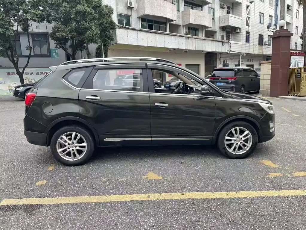 Baojun 560 1.8 L Manual Elite
