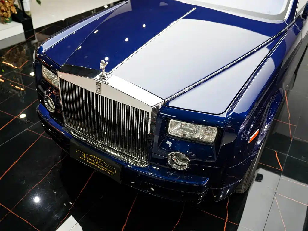 Phantom 6.7 L Extended EWB