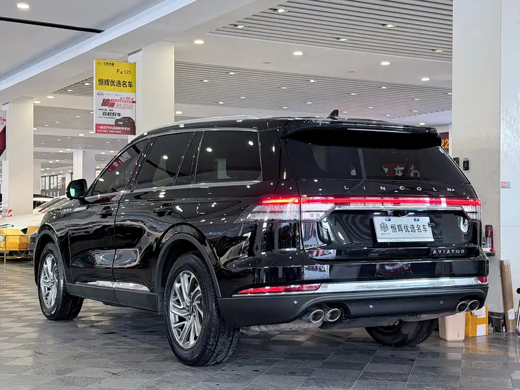 Aviator 3.0 T V6 4 WD Premium
