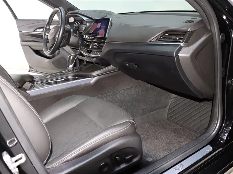 Cadillac CT4 28 T Luxury