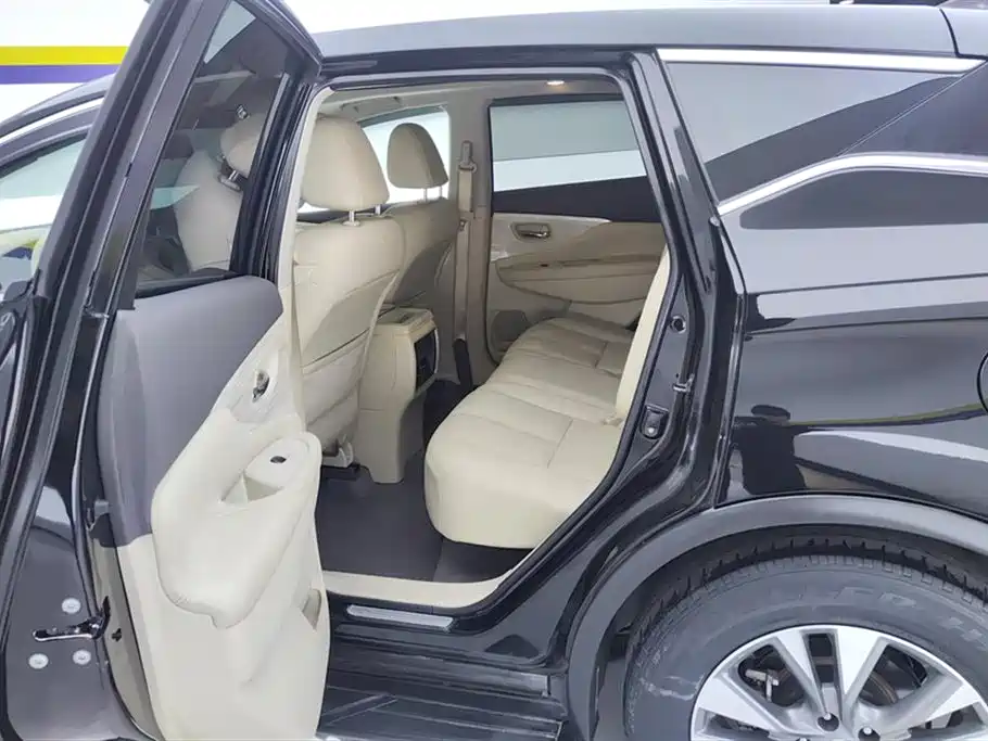 Murano 2.5 L XL 2 WD Connected Luxury CN-VI
