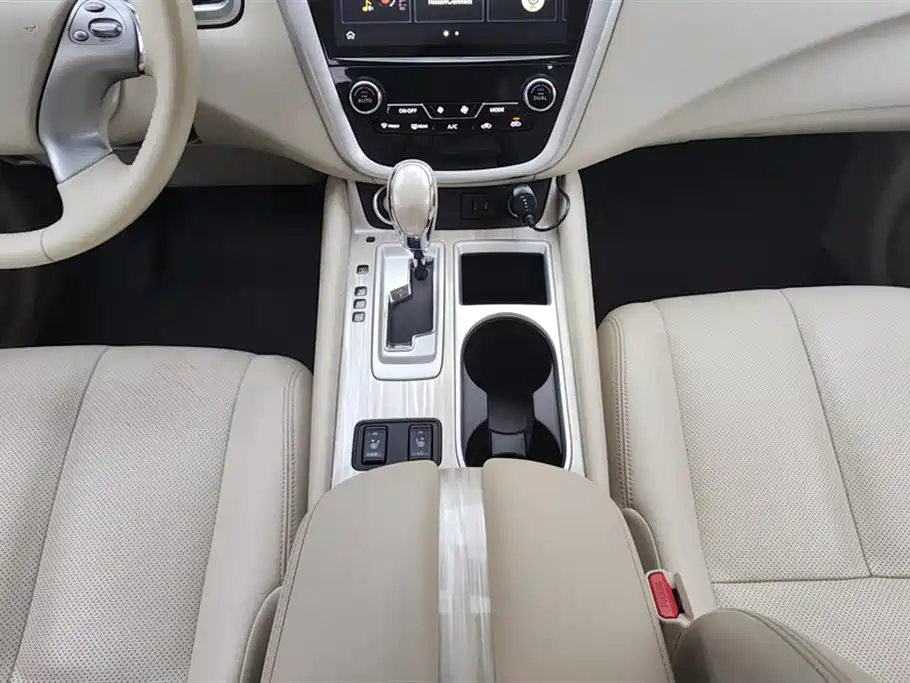 Murano 2.5 L XL 2 WD Connected Luxury CN-VI